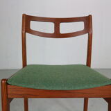 Ensemble moderne scandinave de 5 chaises de salle à manger en teck et vert