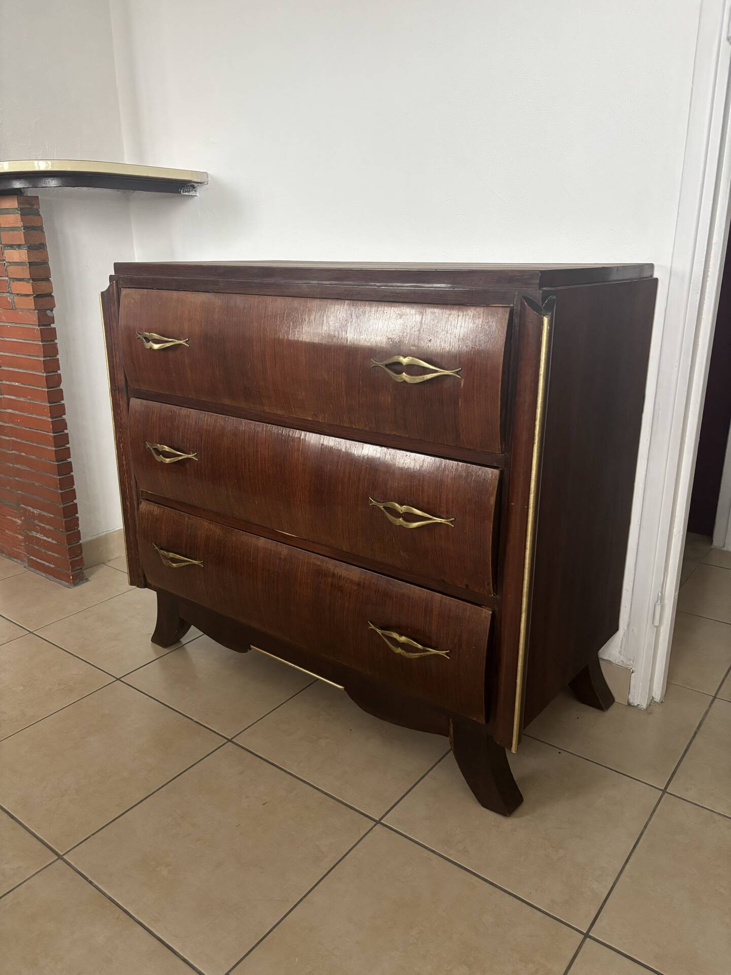 Art Deco chest of drawers