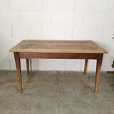 Farm table 4 to 6 people