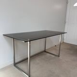 Bureau en métal et verre fumé, années 70