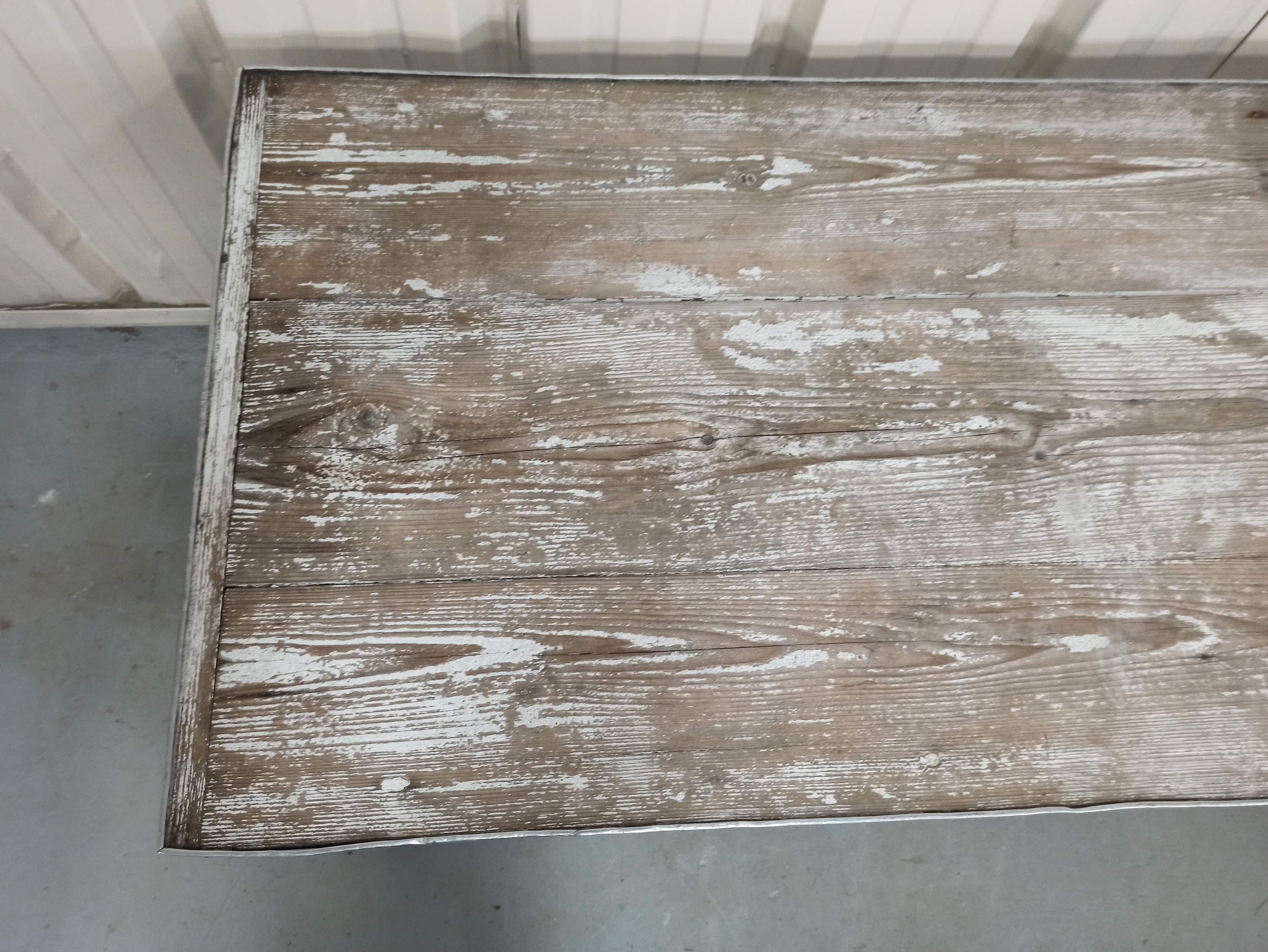 181 cm - Patinated spacer farm table