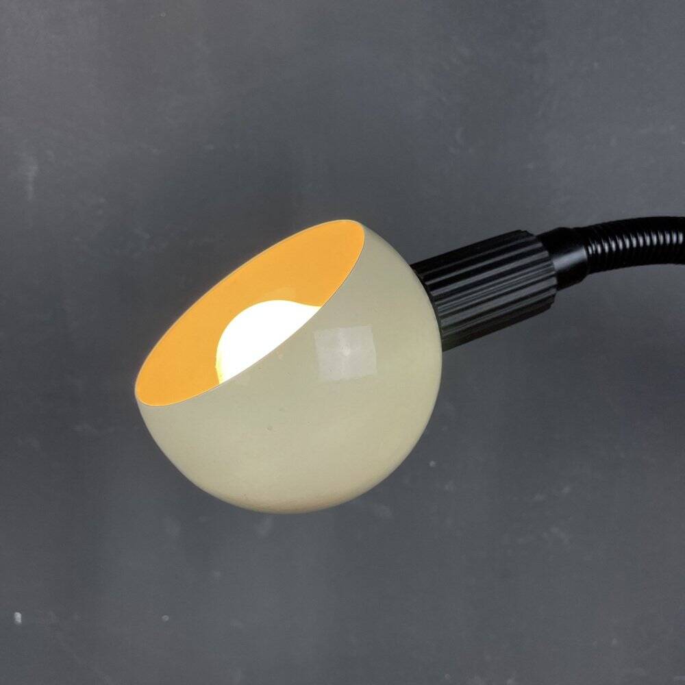 Beige vintage desk lamp, Italy, 1980s