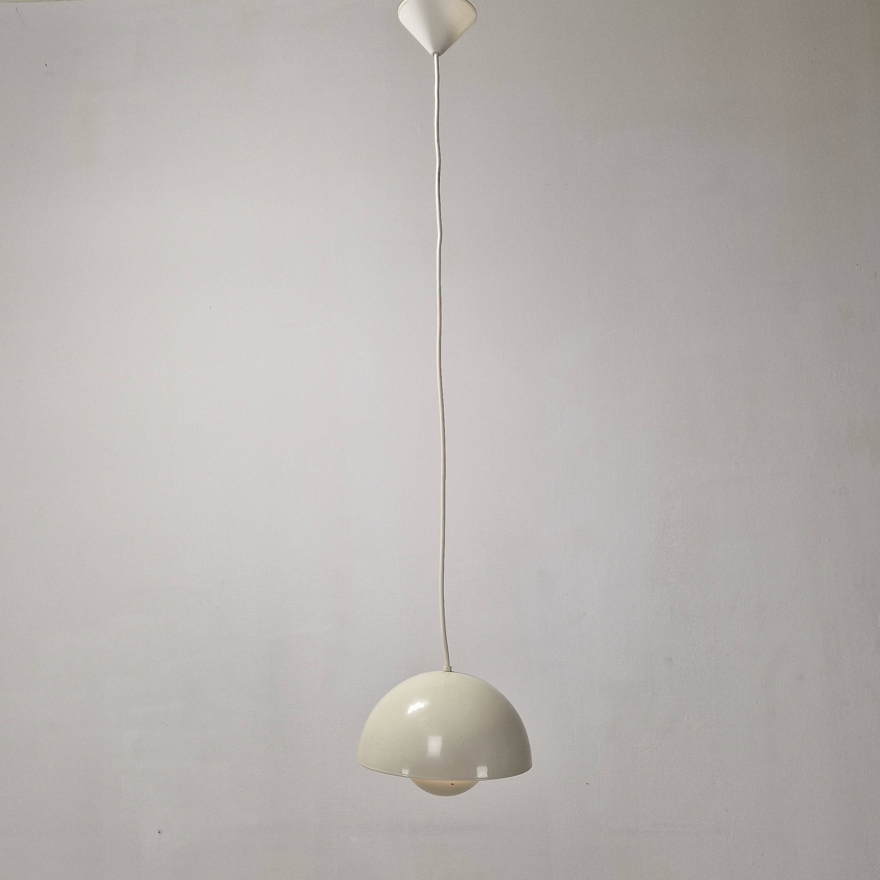 Set of 2 Verner Panton Flowerpot Ceiling Lamps – Vintage Design