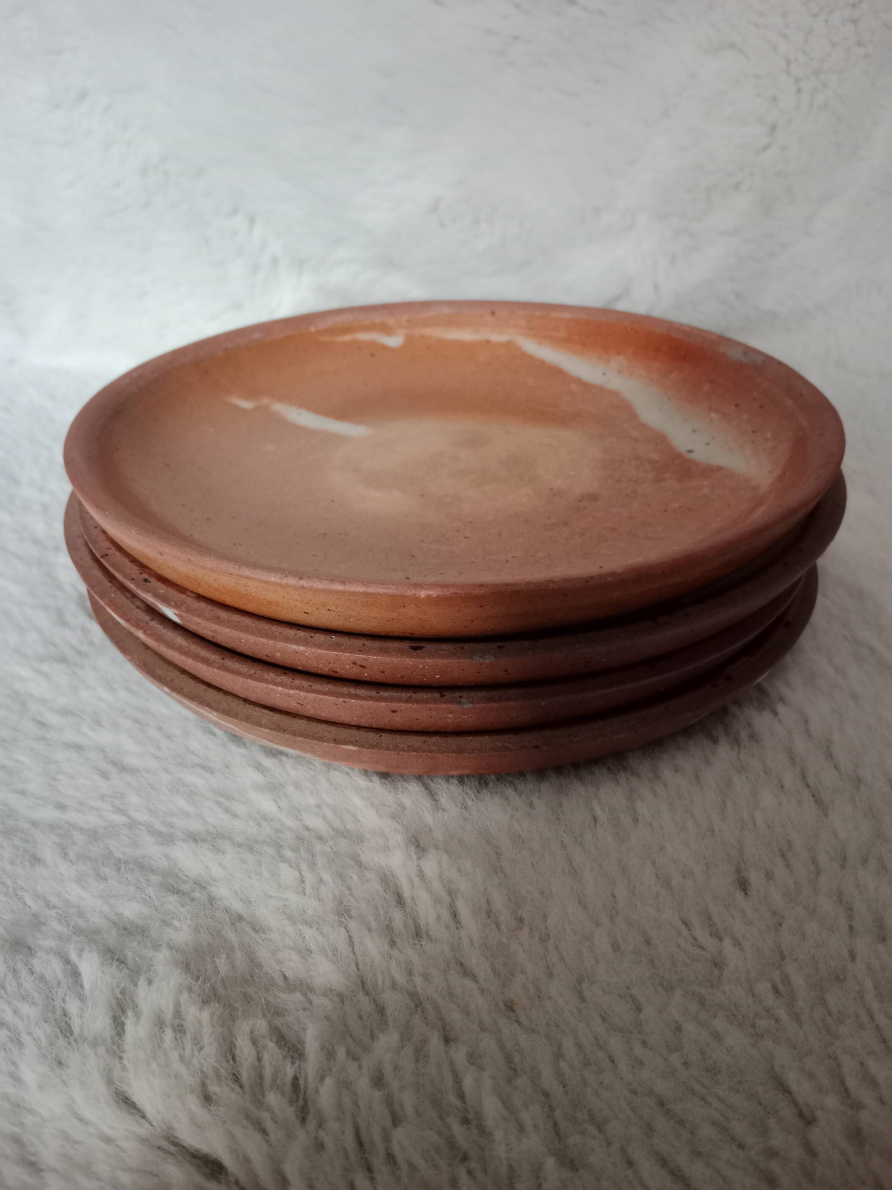 Assiettes à dessert vintage en grès