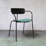 Pavilion AV4 chair, & Tradition