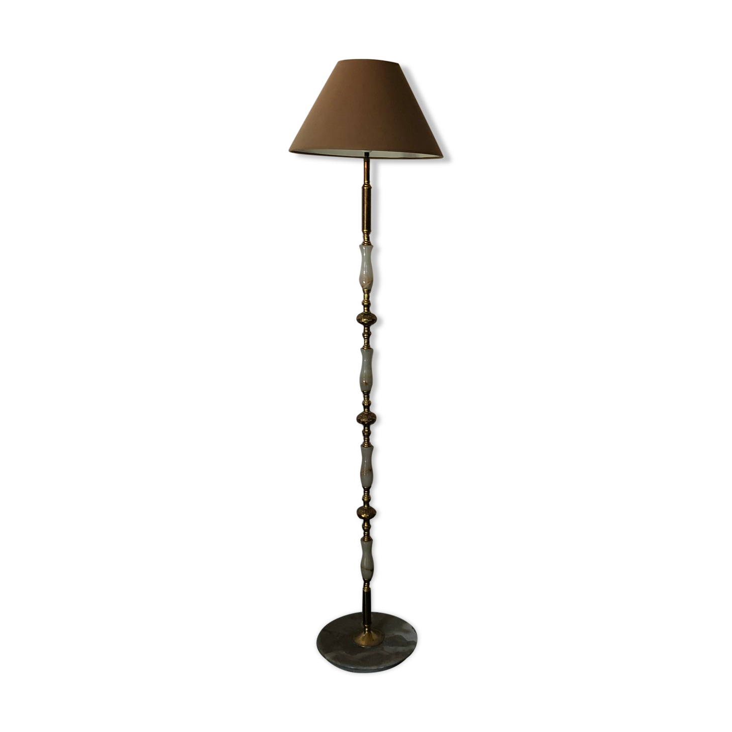 Floor lamp