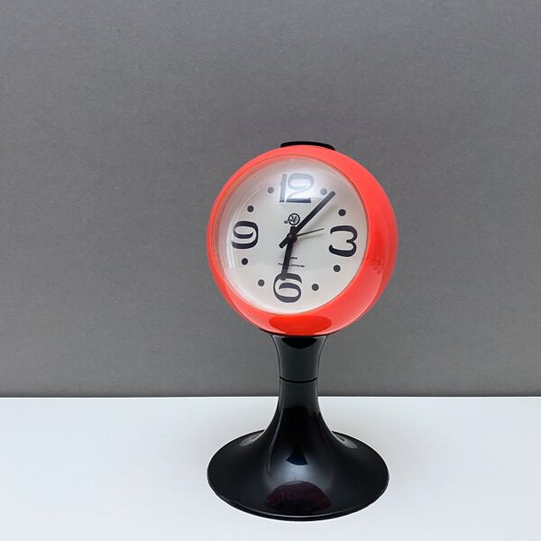 Horloge de table space age réveil vintage pied tulipe horloge à balle victoria, années 70