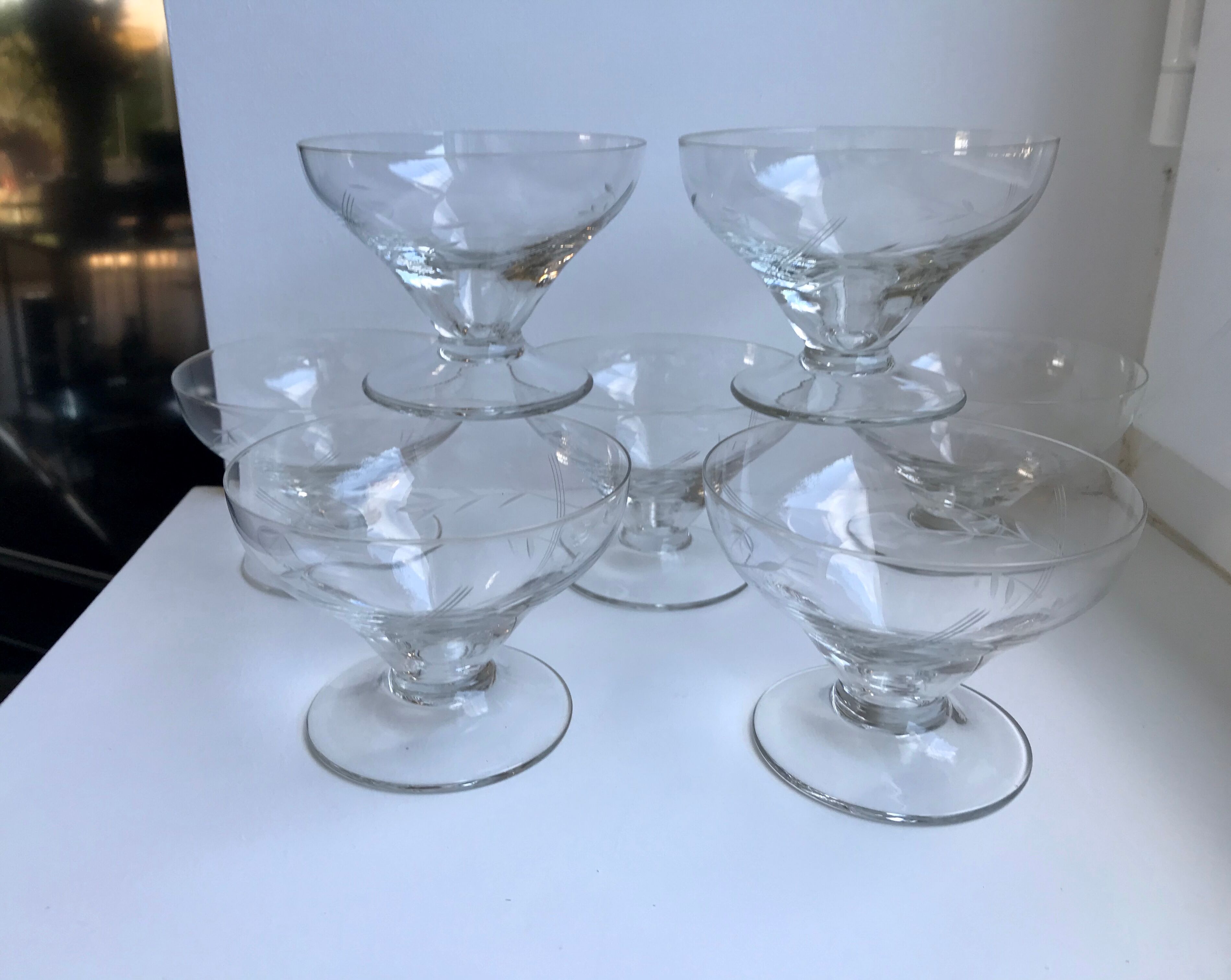 Set of 7 crystal champagne glasses engraved, 50-60s