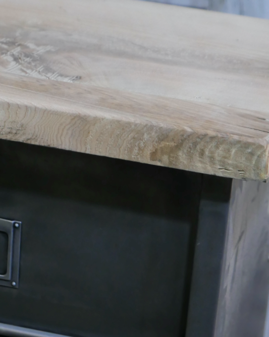 Industrial storage cabinet 12 strafor valve and solid oak top