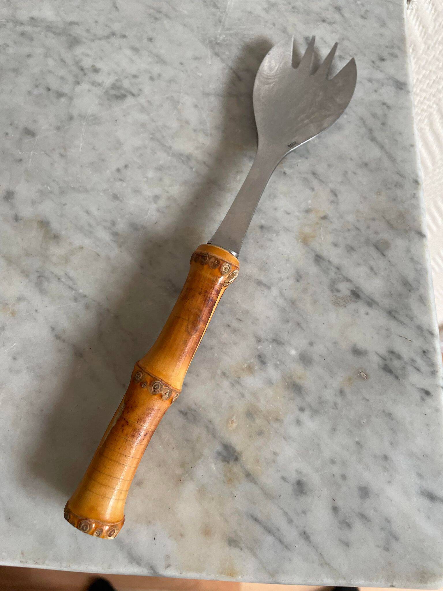 Set of four bamboo serving cutlery
