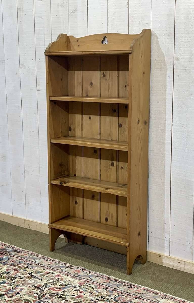 Etagère en sapin anglaise début XXème