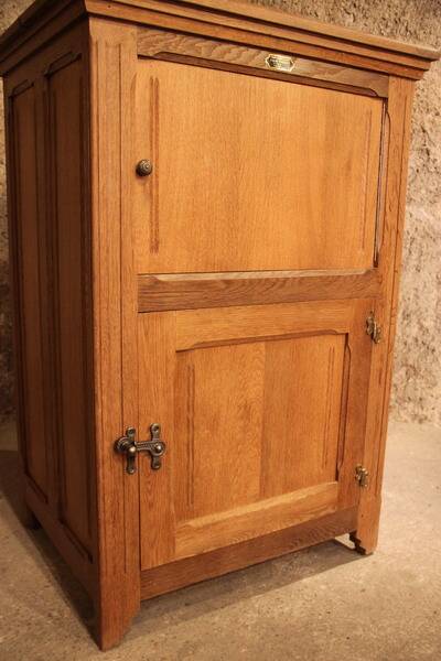 Oak bar and brasserie professional ice chest fridge