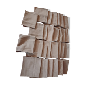 28 serviettes
