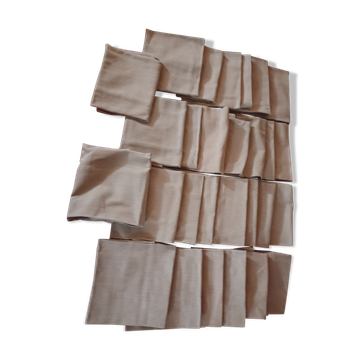28 towels