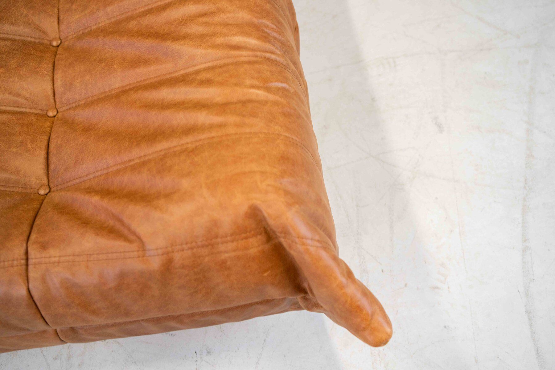 Togo chaise lounge in pine leather by Michel Ducaroy for Ligne Roset, 1974