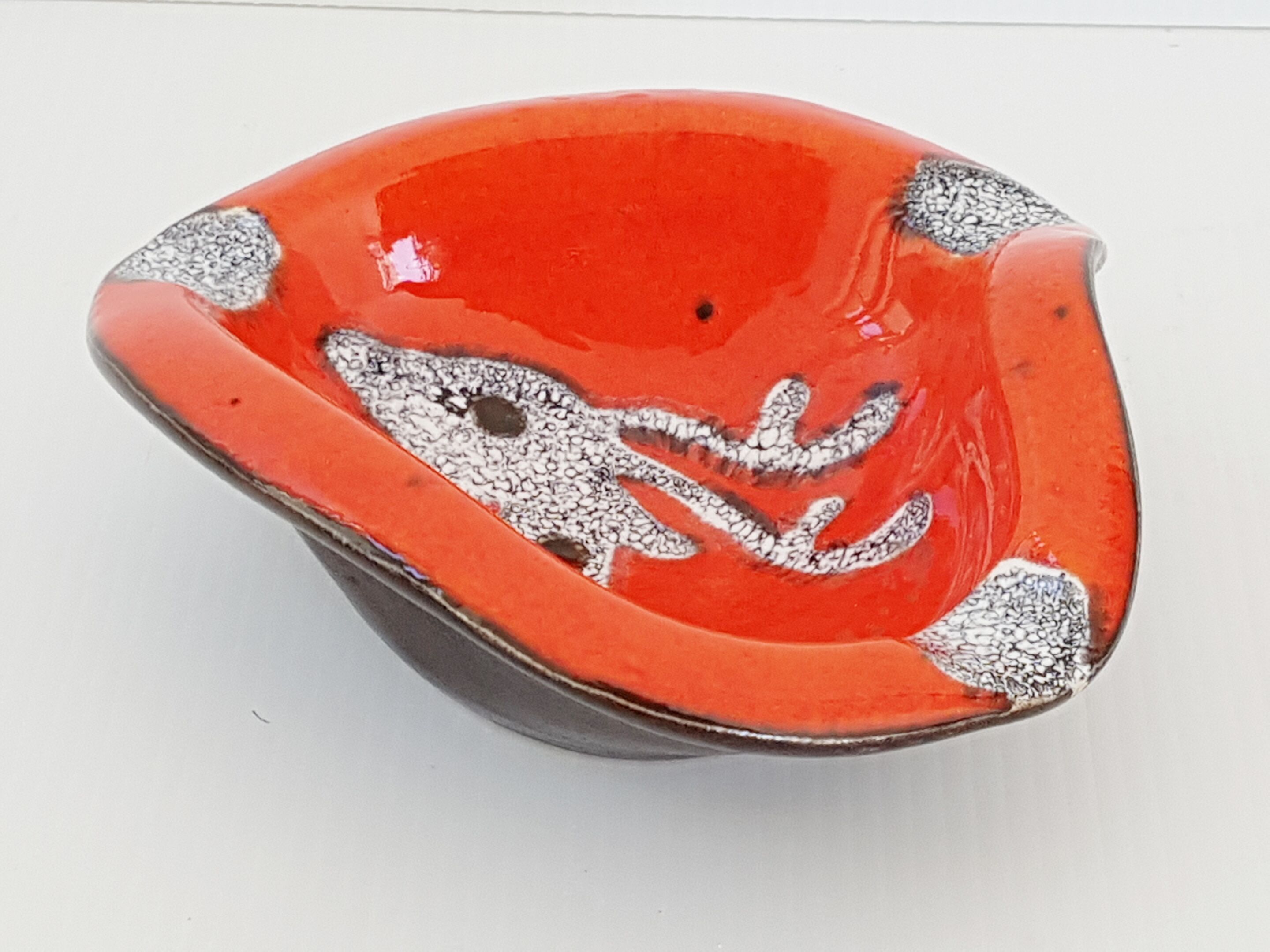 Missy Annecy ashtray 1960