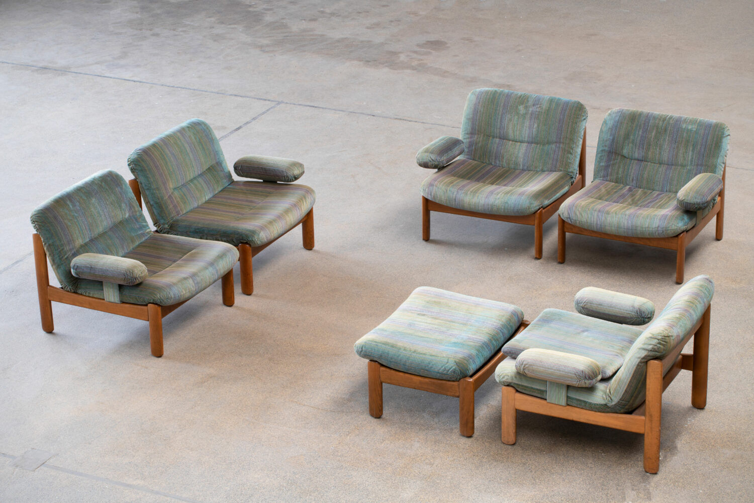 Pair of Scandinavian armchairs in teak and velvet, 1960