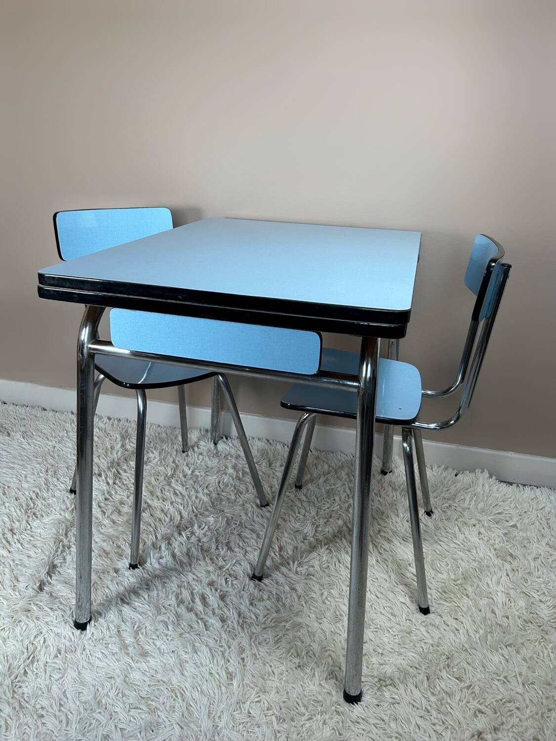 Blue Formica table and chairs from the 60s