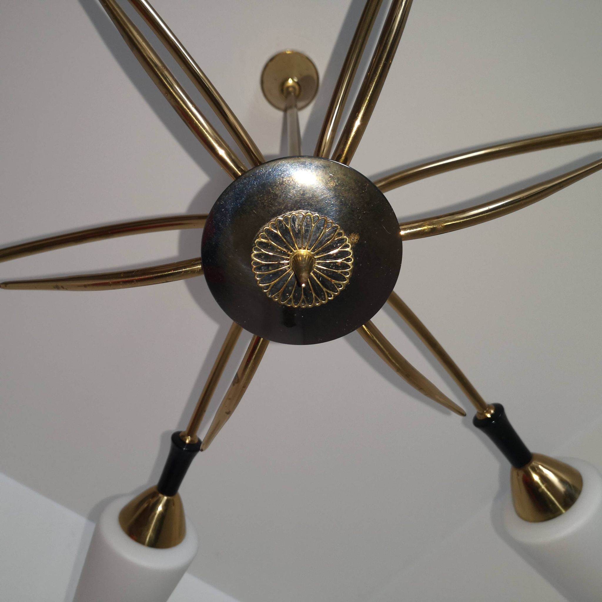 Vintage arlus sputnik chandelier 6 arms mid-century design, brass & opaline
