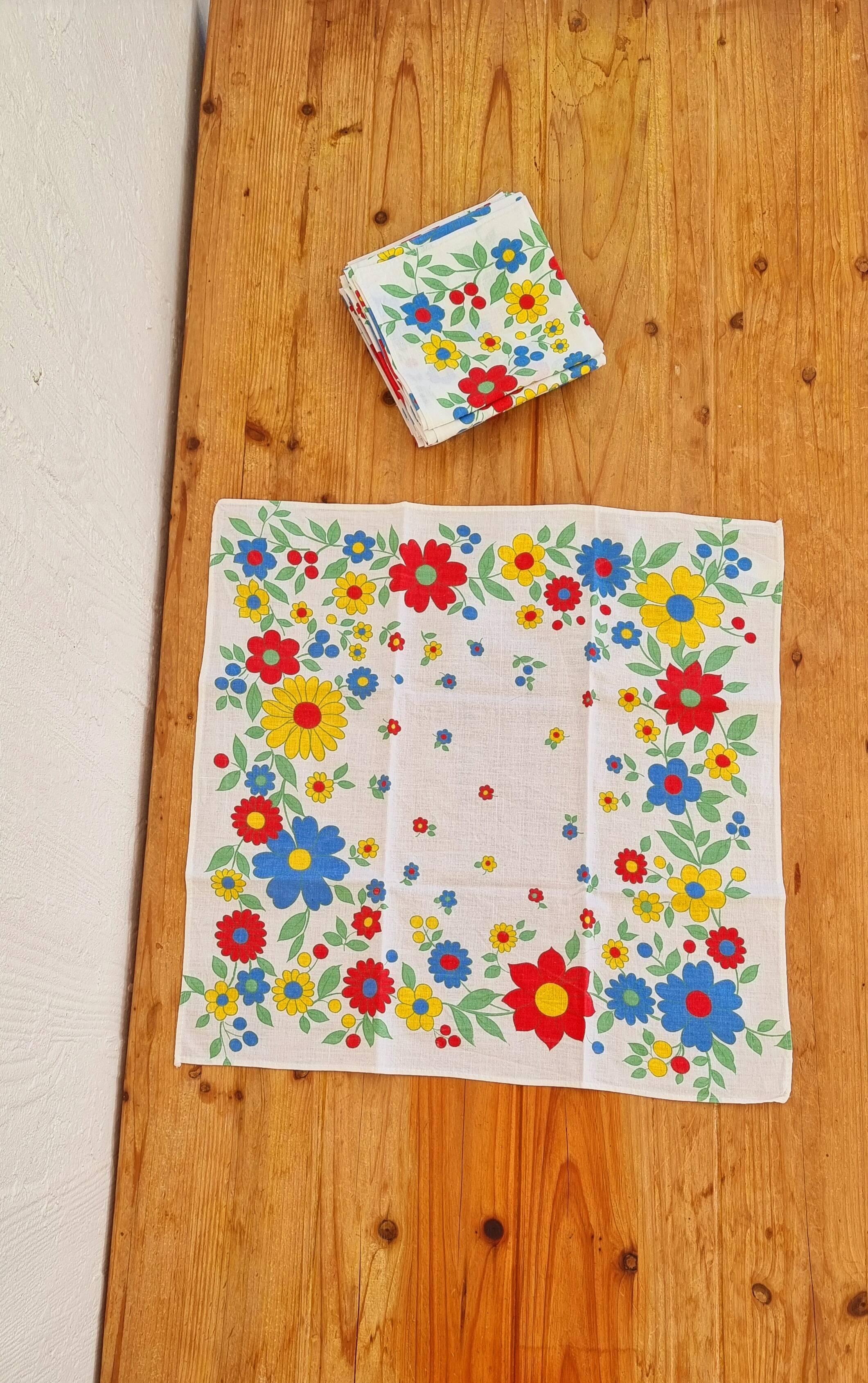 Lot de 8 serviettes de table à fleurs vintage