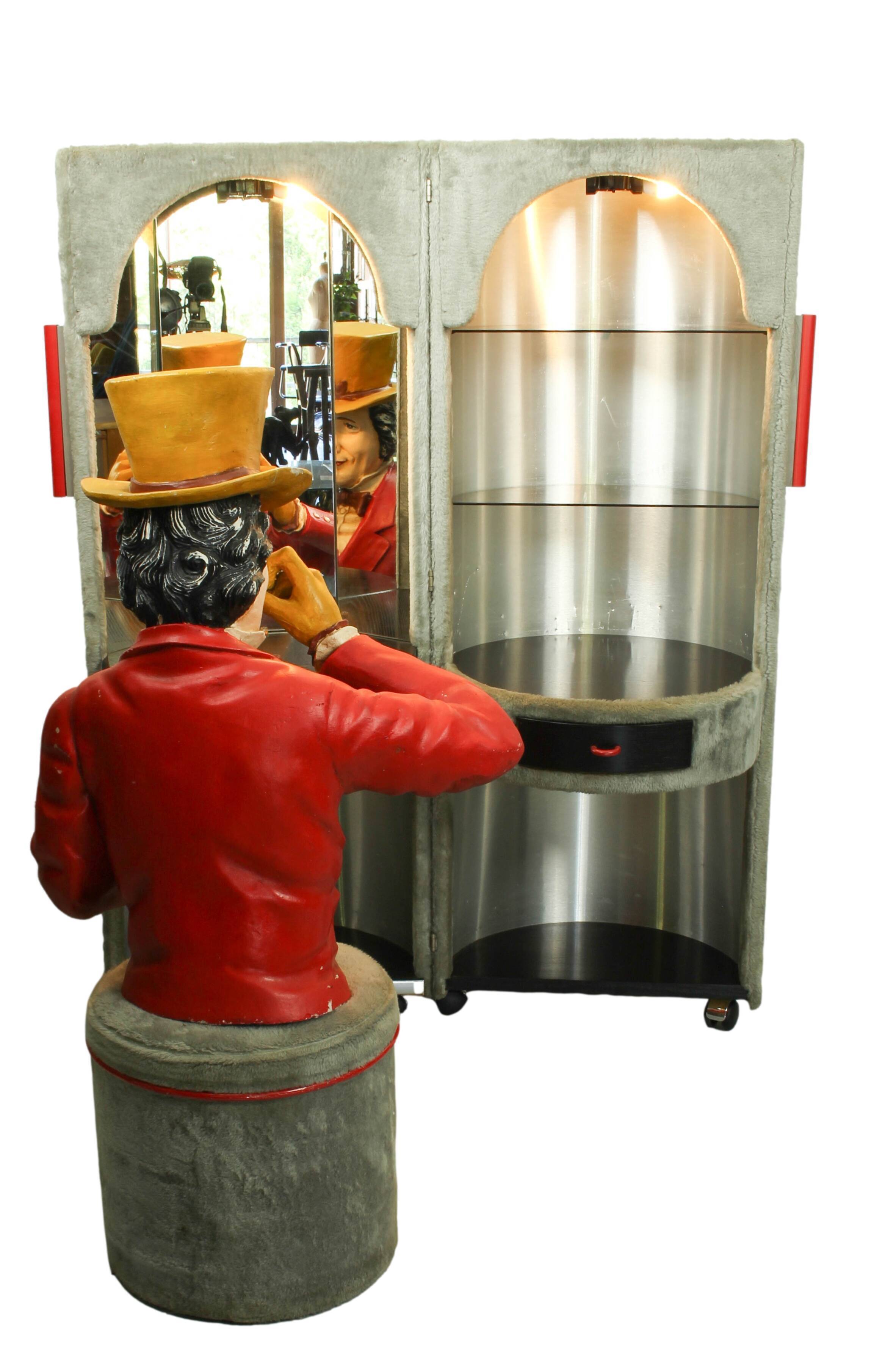 Coiffeuse distribuée par Roche Bobois