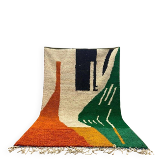 Traditional handmade pure wool rug, size 200 x 300 cm