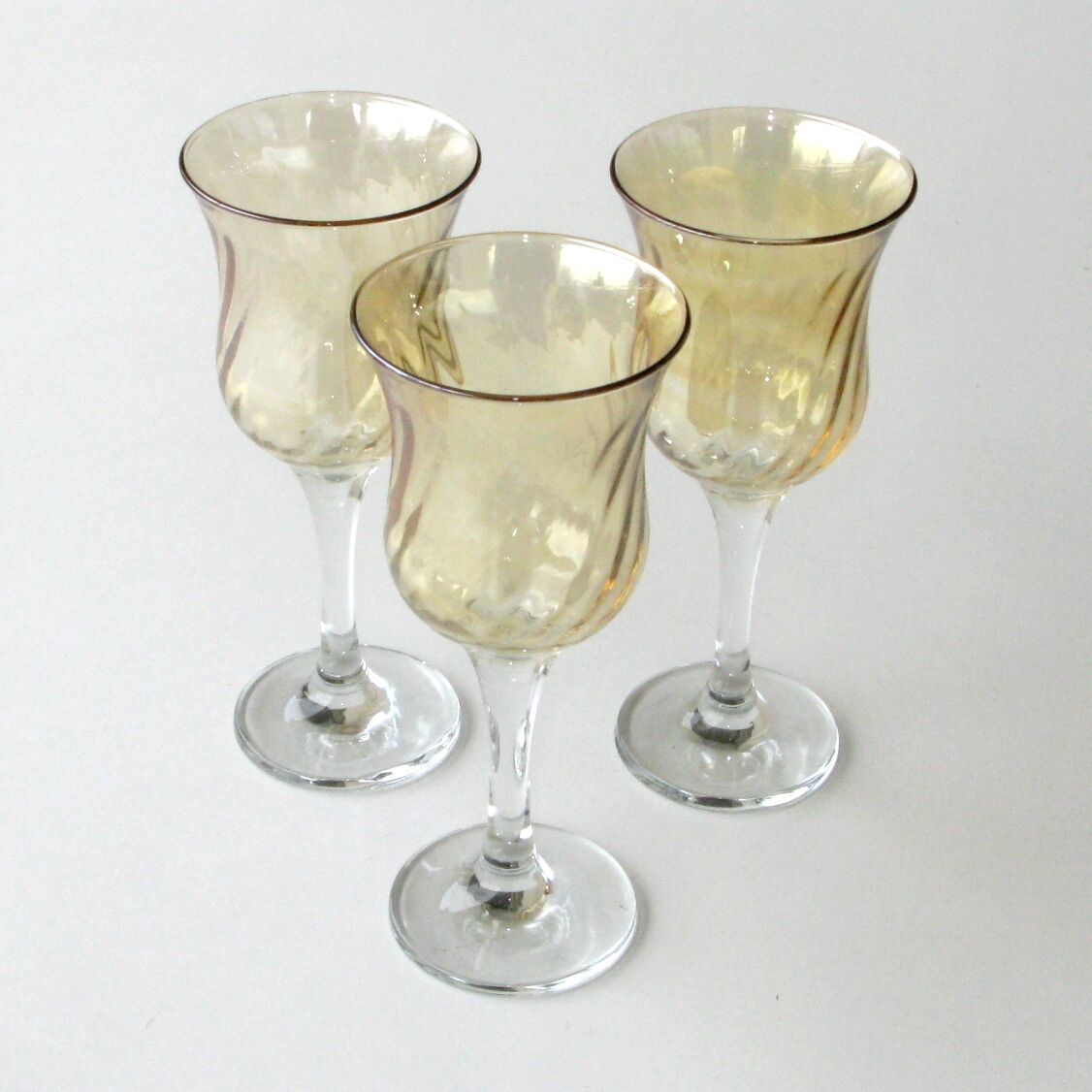 6 old pearlescent iridescent foot glasses - Old pink and amber