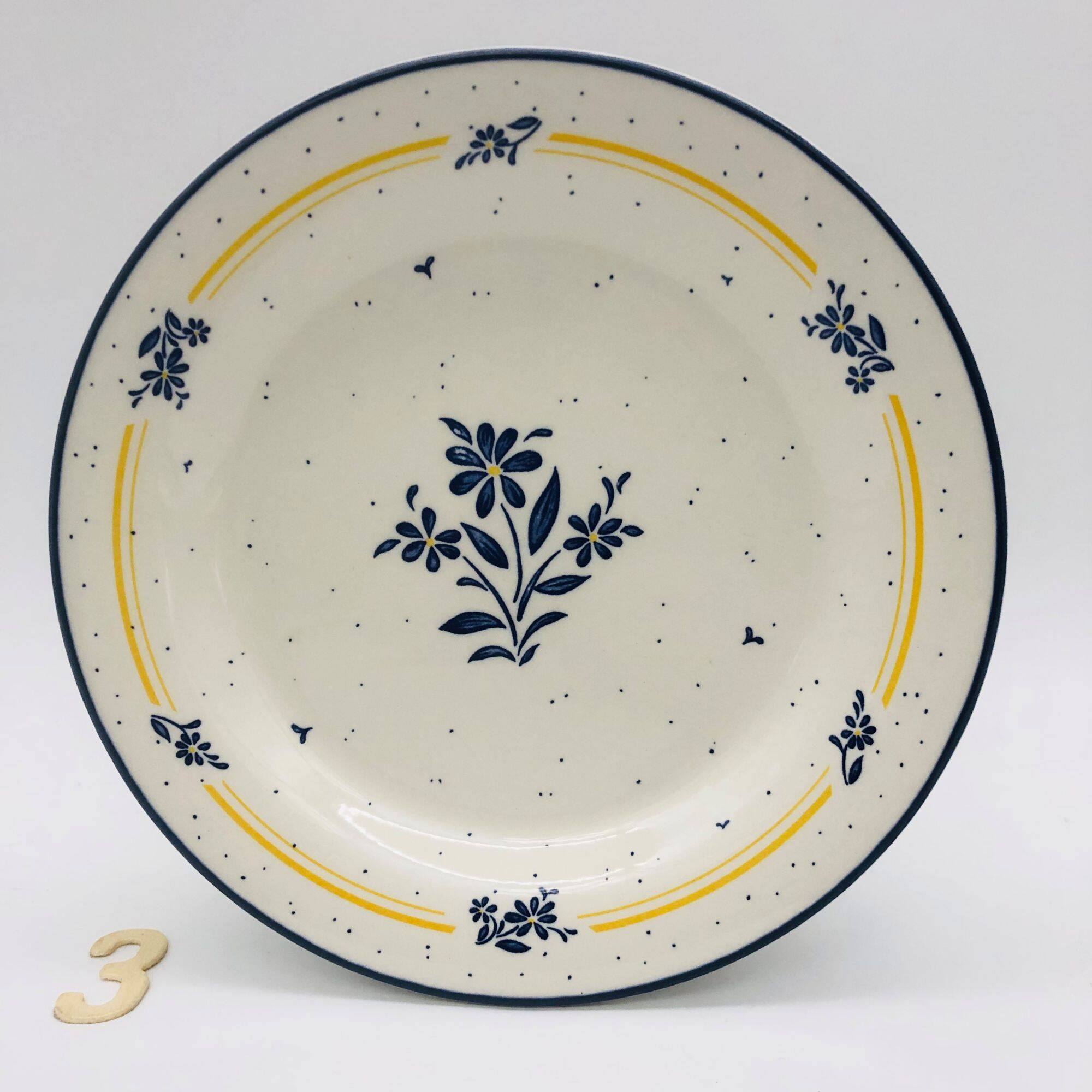 6 dessert plates, "Staffordshire" (England).