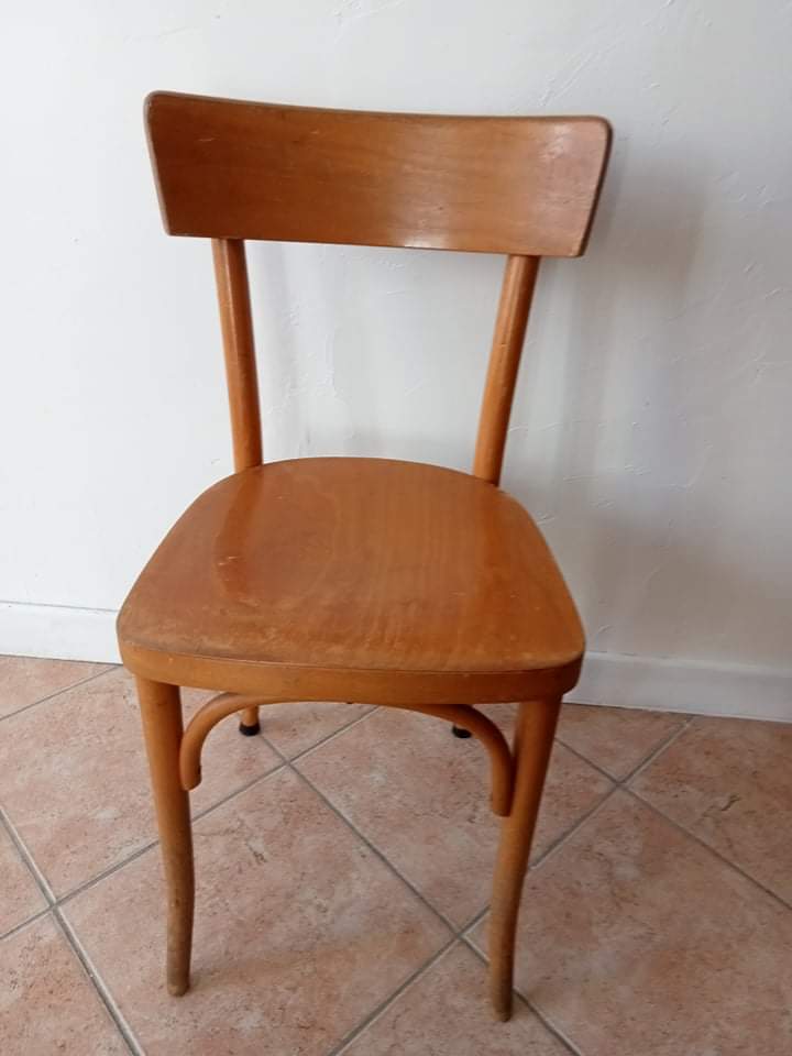 Set of 4 Thonet chairs