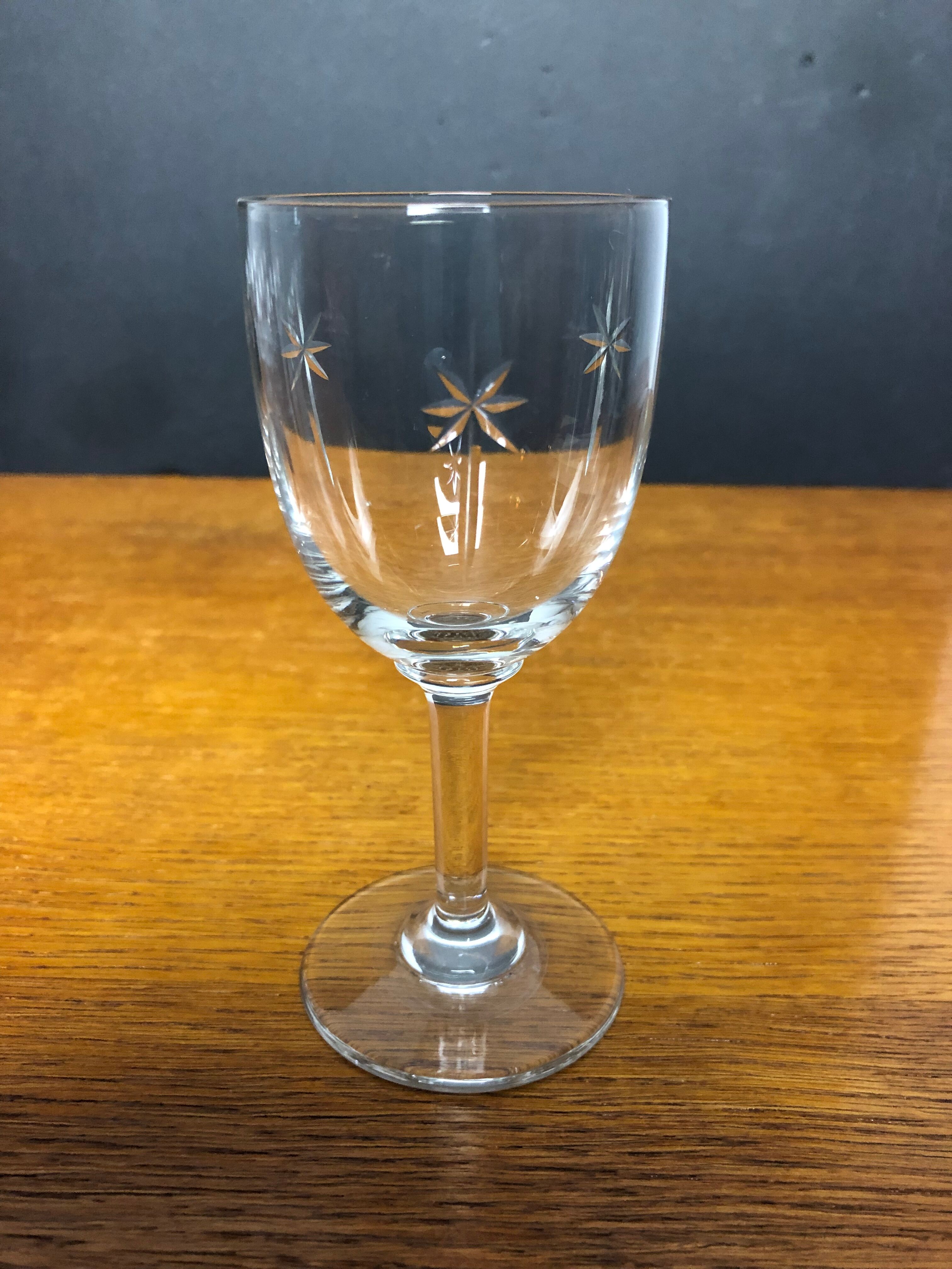 10 wine glasses decorated "stars"