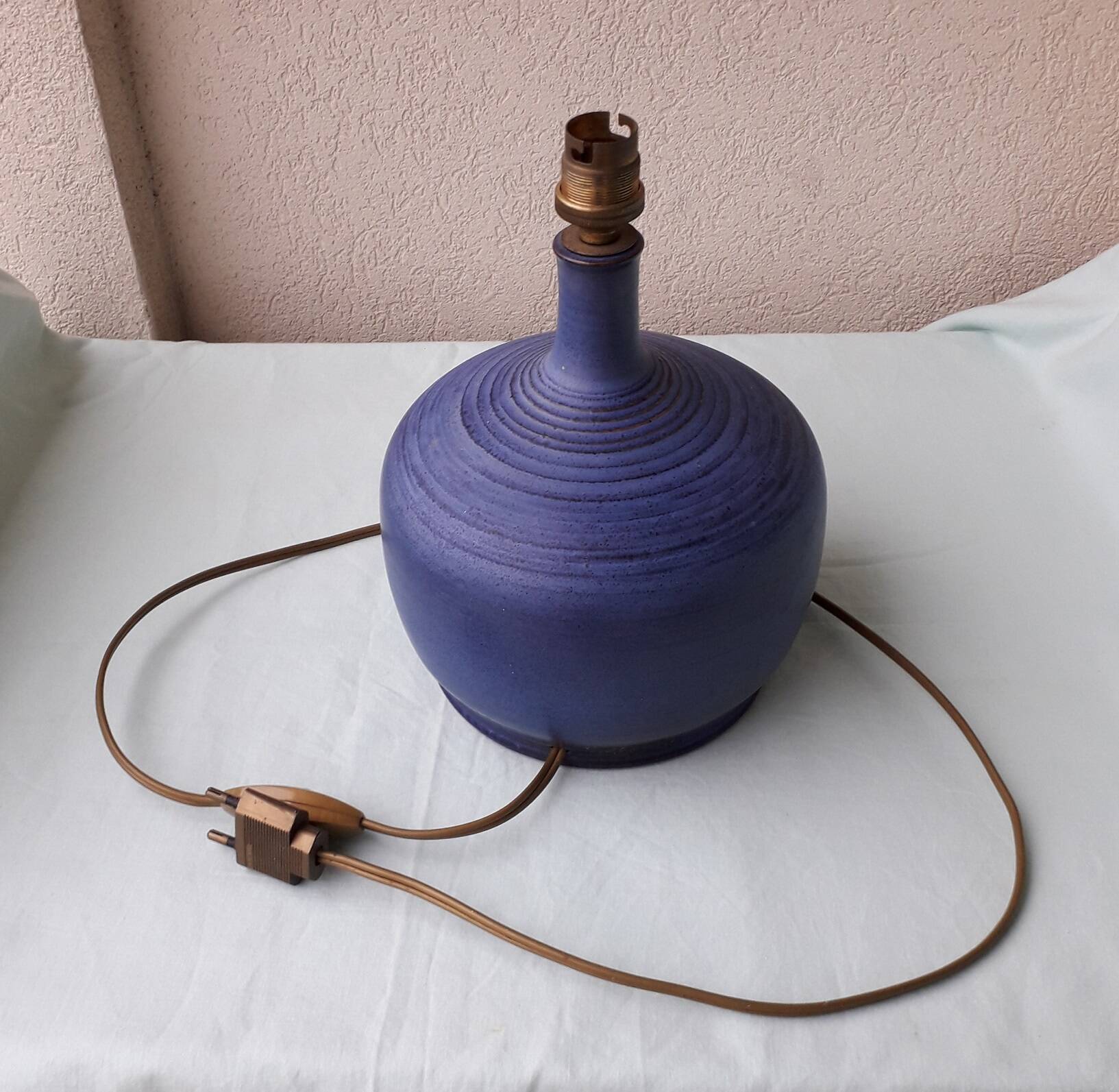 Blue ceramic lamp base Ludovic