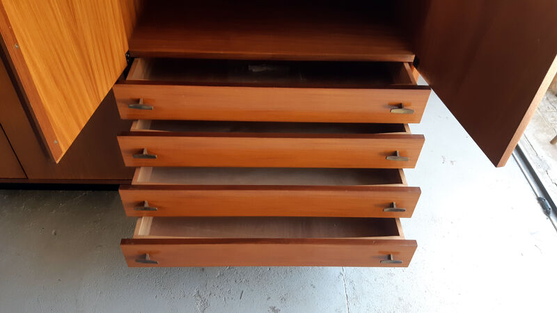 Marcel Gascoin vintage teak storage cabinet Alvéole edition, Circa 1950.