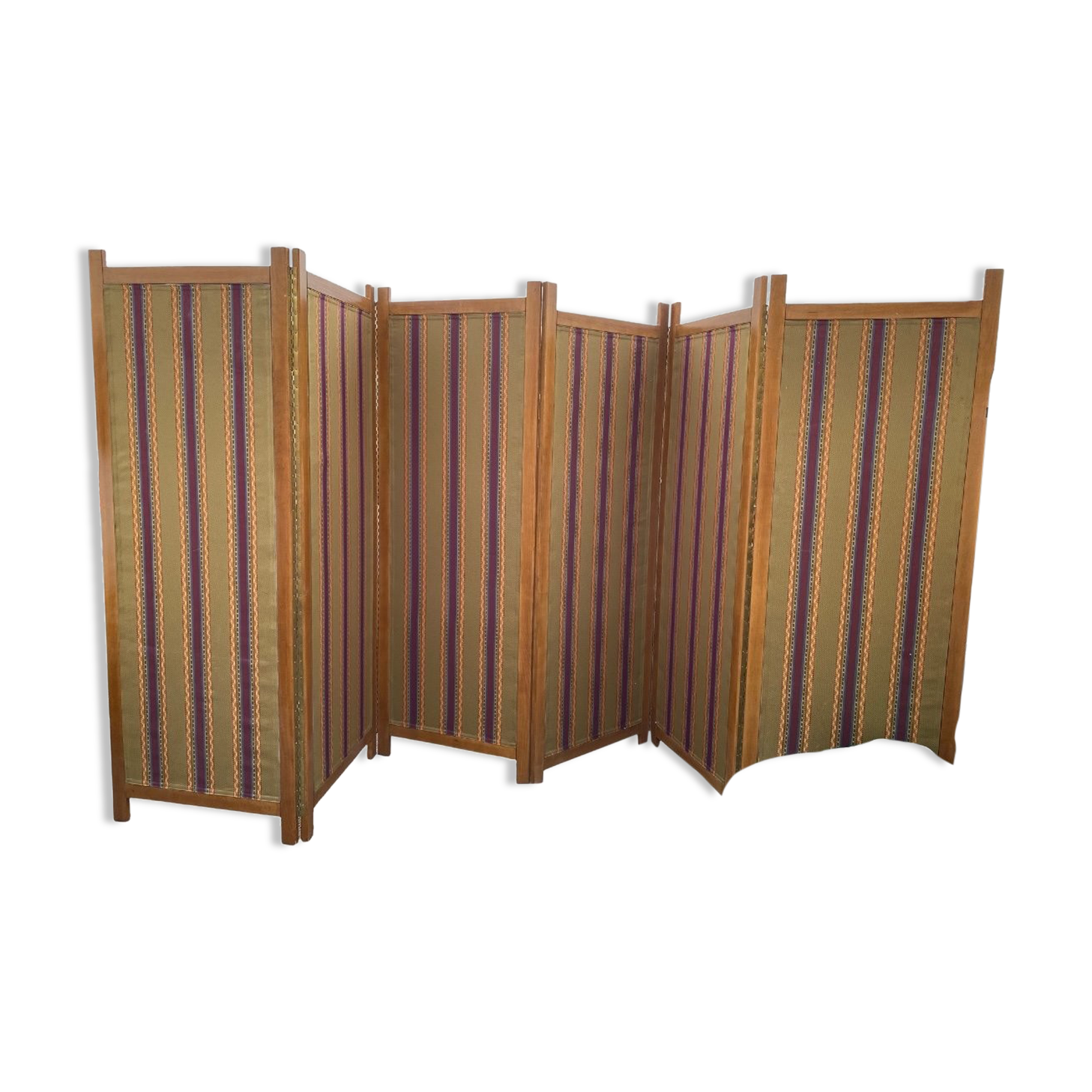 Pair of screens