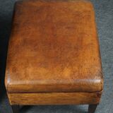 Armchair + sheepskin pouf