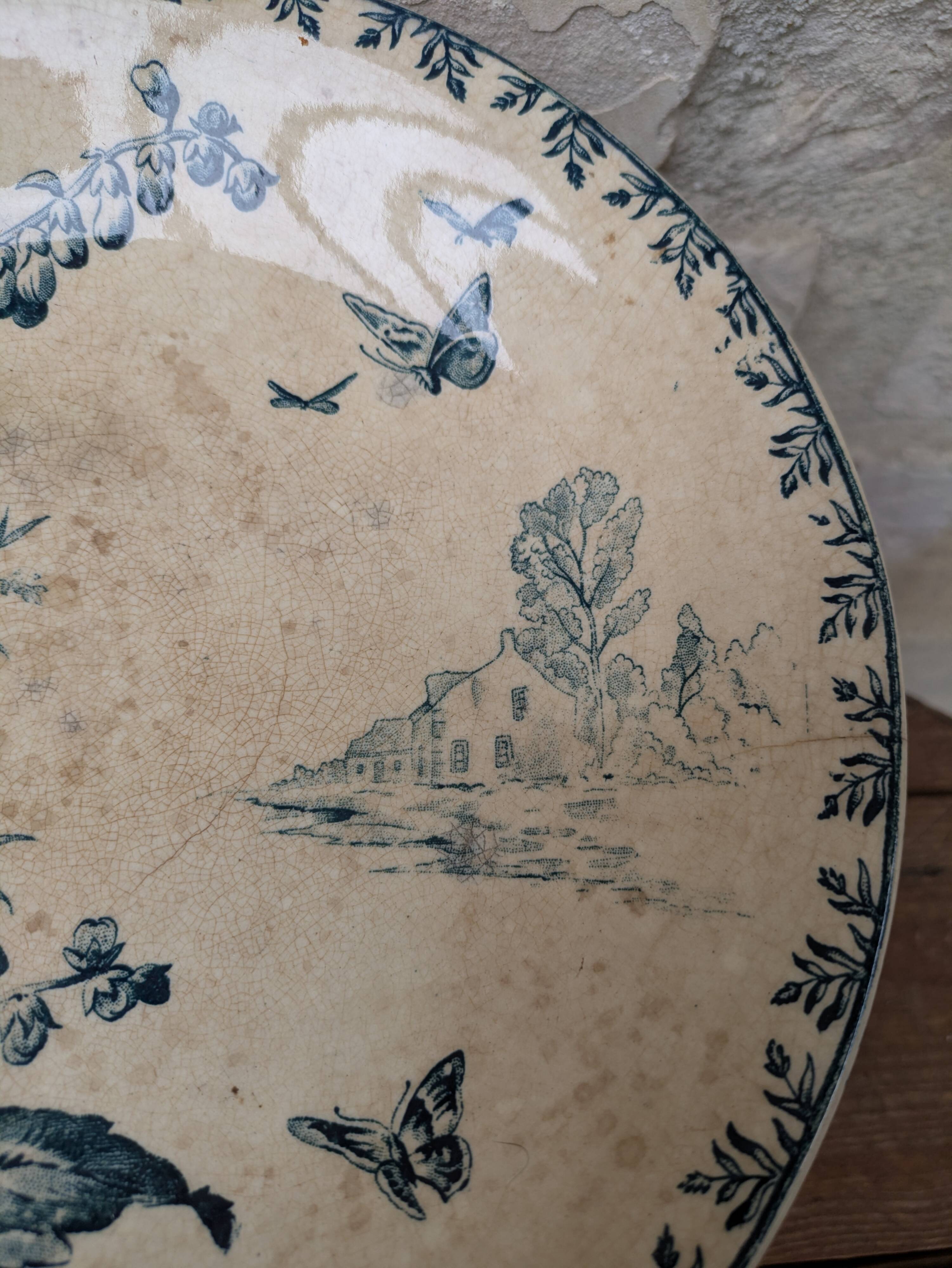 Opaque porcelain compote from Gien, Villageois model, Terre de Fer.