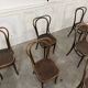 Suite de 12 chaises de bistrot à gaufrage végétal 1920