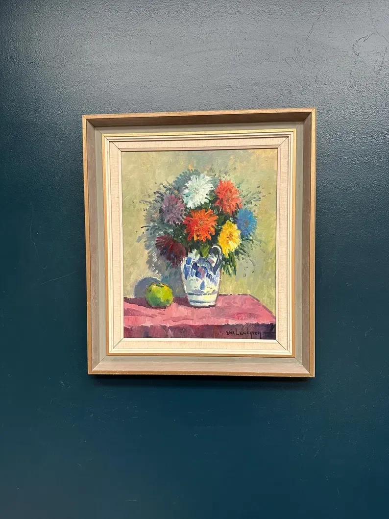 Original Swedish Oil on Canvas – “Asters in a Ceramic Vase” by Eric Lundgren – Signed – Vintage and Framed – 60 × 54 cm (23.6" × 21.3")