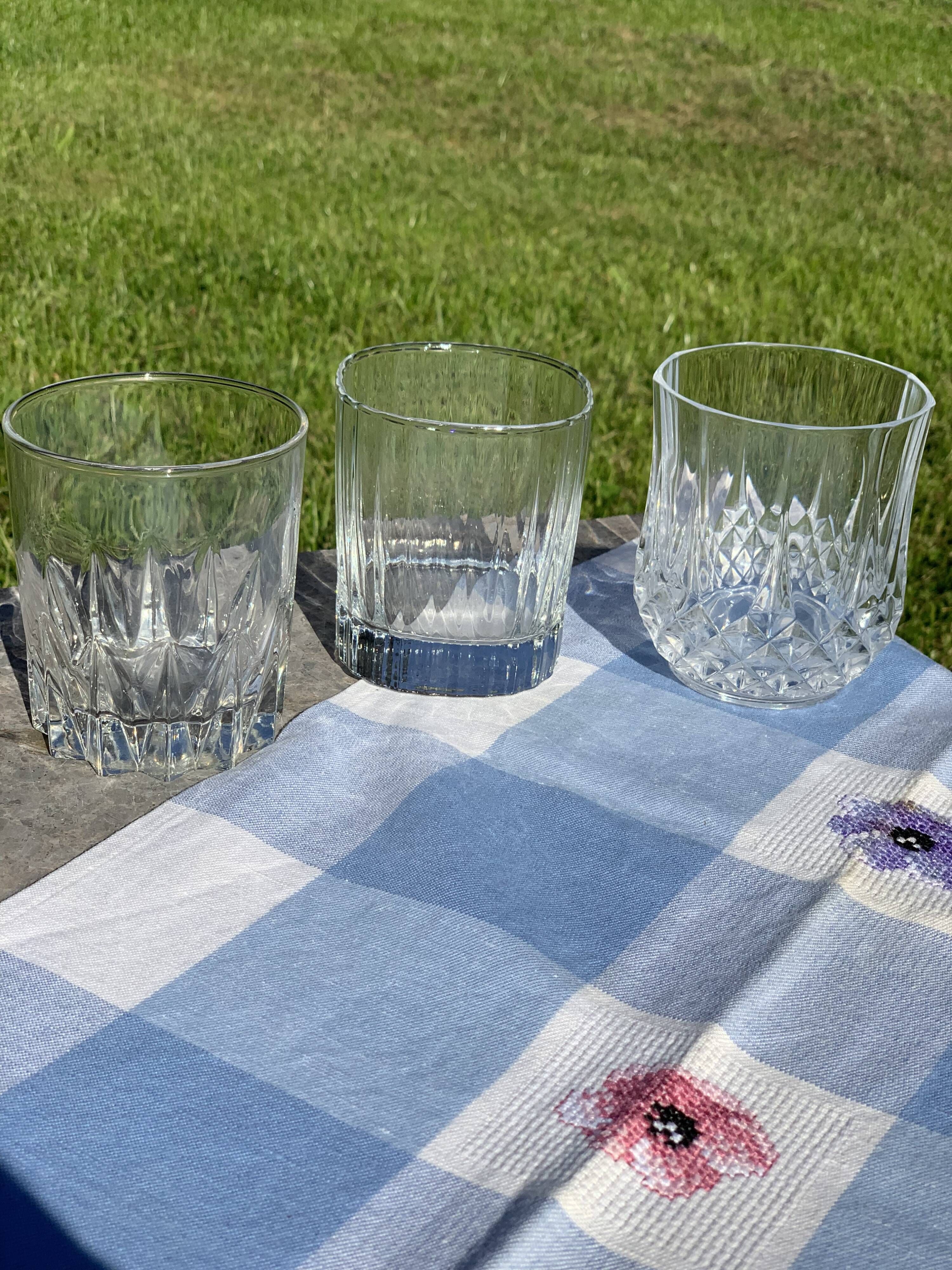 Set of 7 old whisky glasses, matching models.