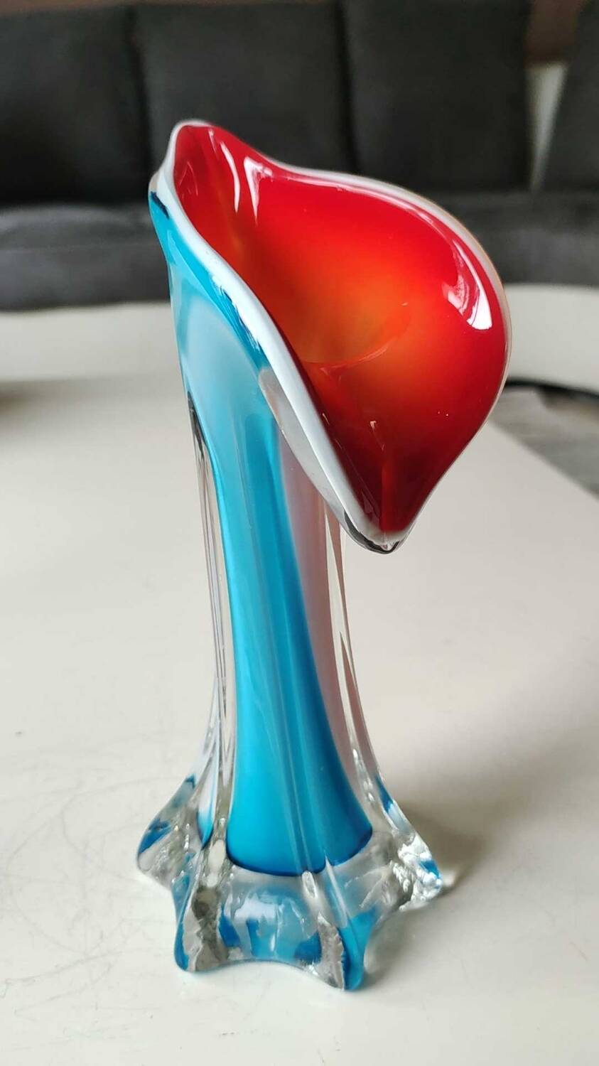 Arum Flower/Jack in the Pulpit Vase. Made of Murano blown glass. Height 20 cm