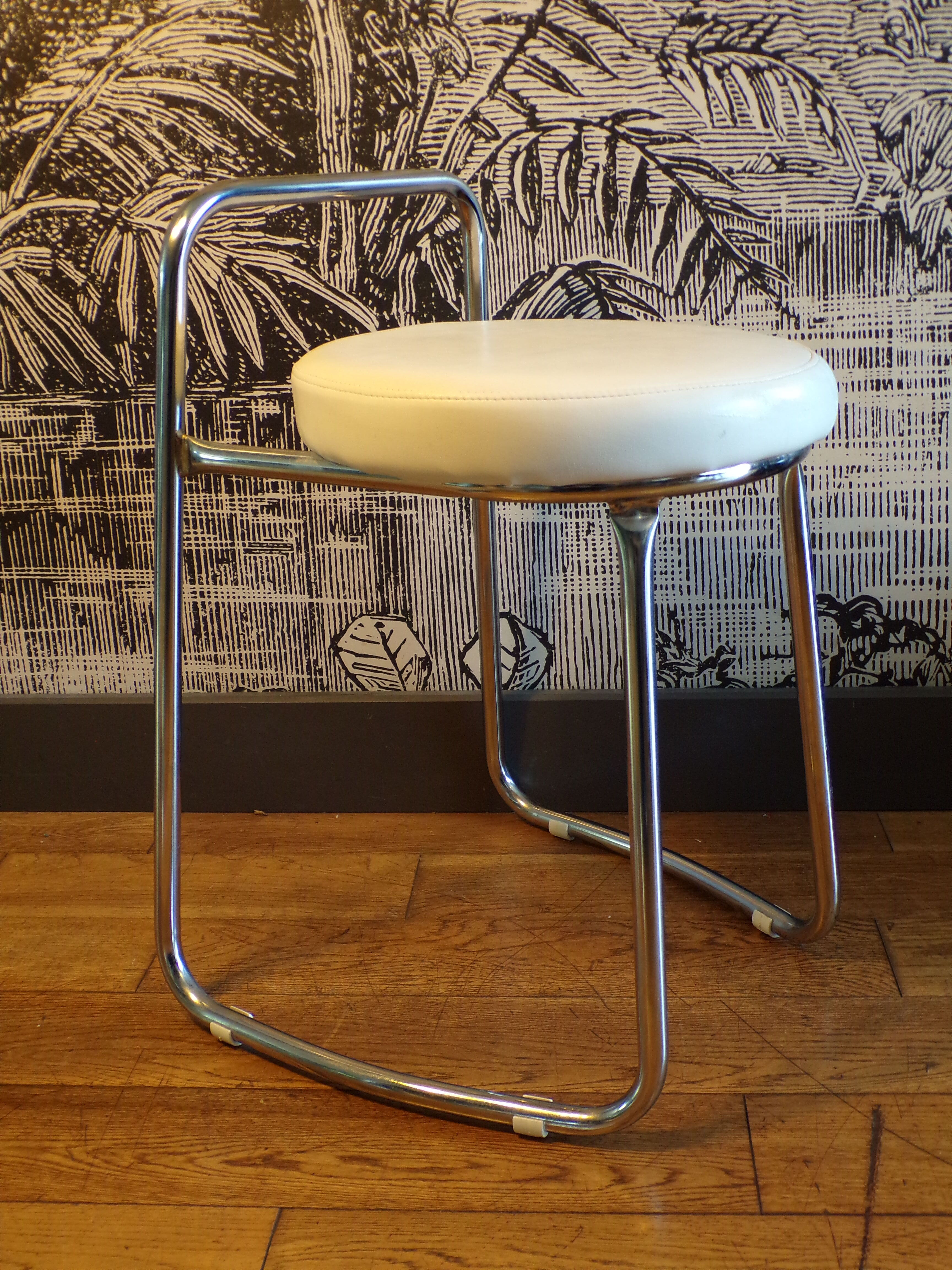Vintage skaï stool