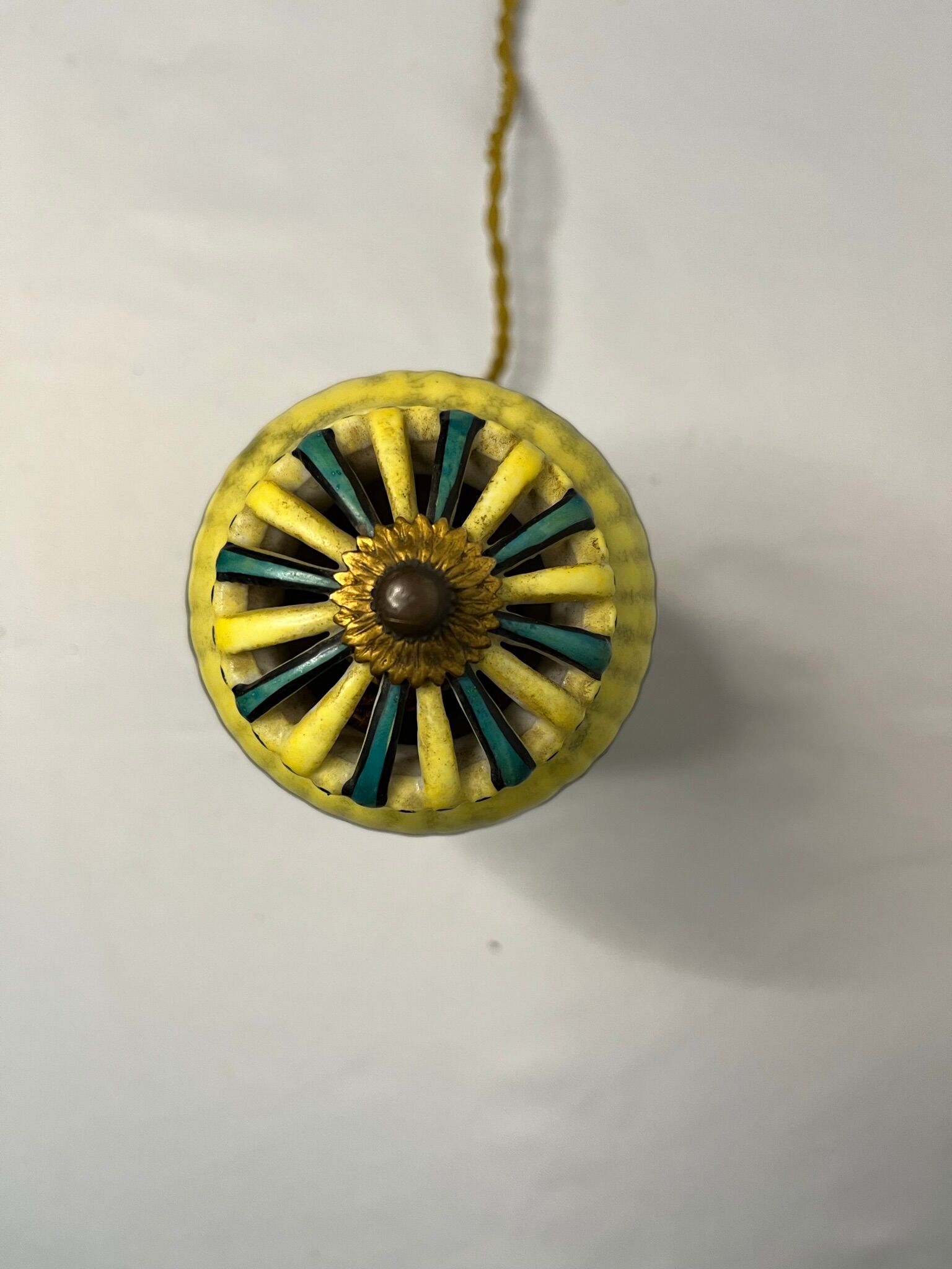 Porcelain lamp