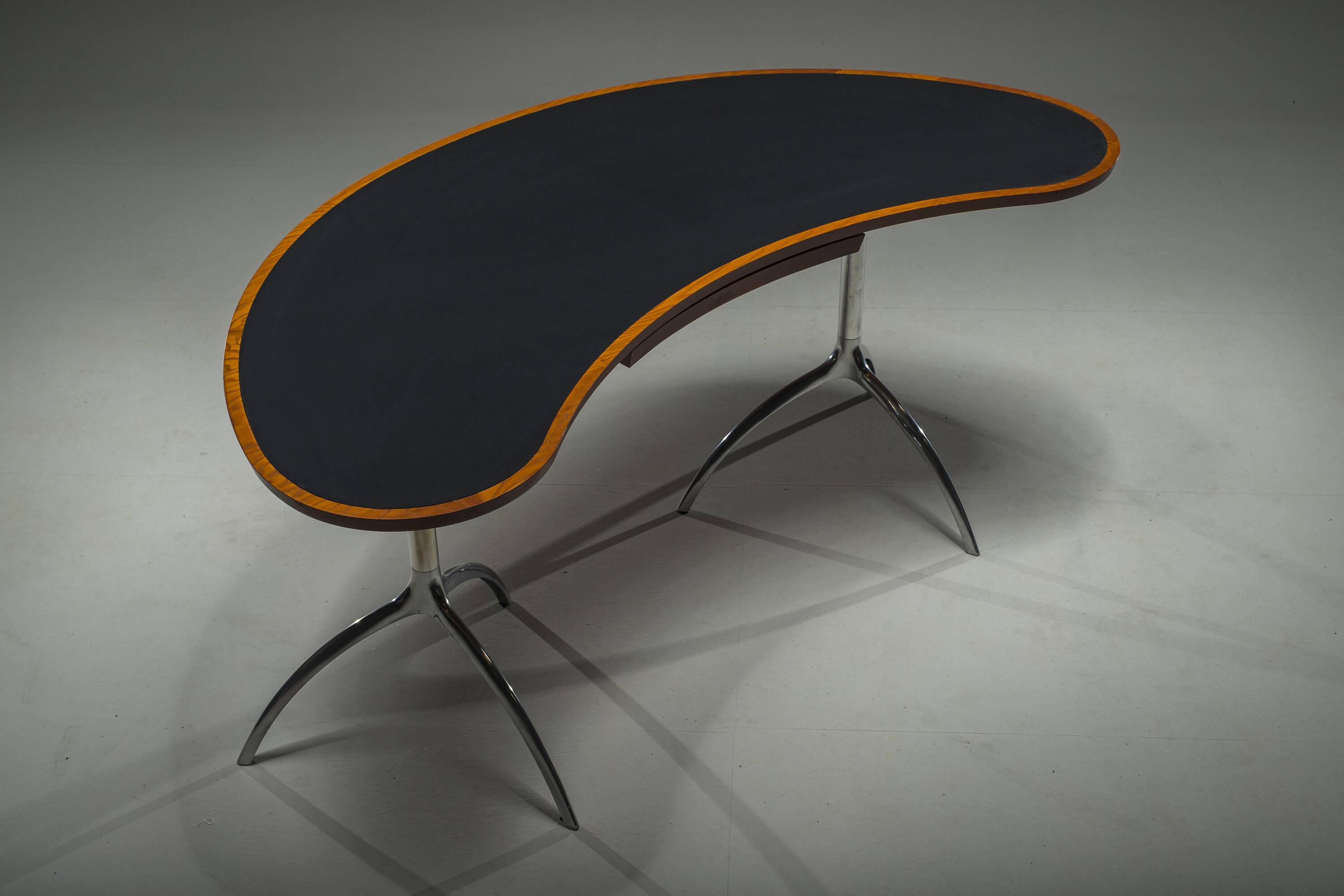 Model 909 Tree Table Desk attributed to Paolo Rizzatto for Alias, Italy, 20