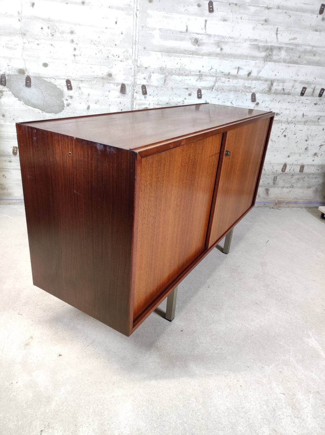 SE3 sideboard by Osvaldo Borsani for Tecno