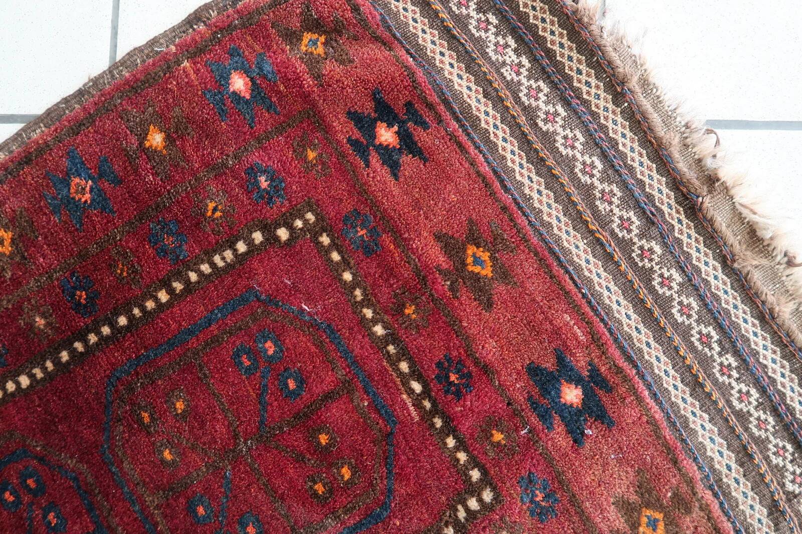 Handmade vintage Afghan Baluch rug 63cm x 109cm 1950s - 1С1169