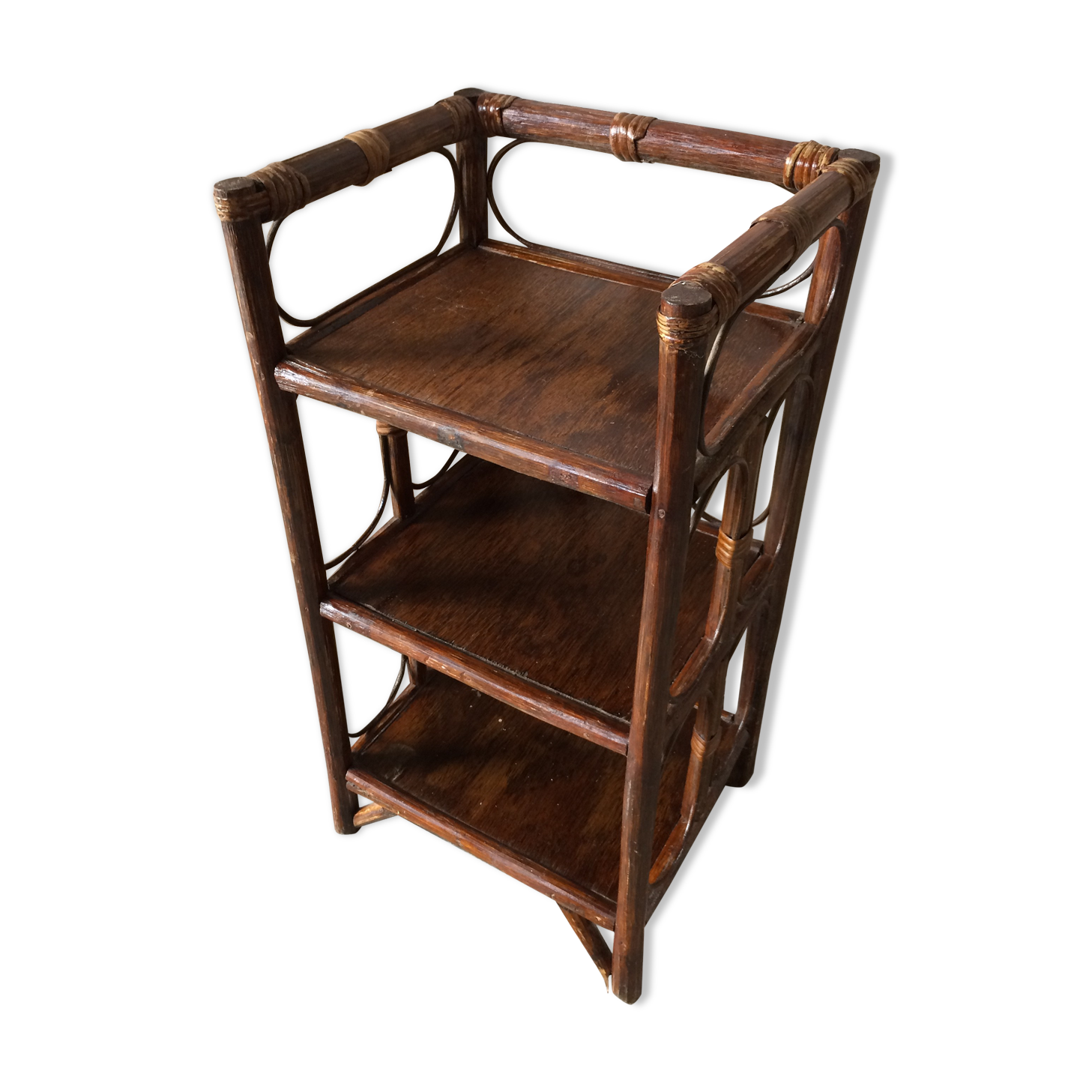 Old Sellette Tablet 3 Vintage Rotin Shelves