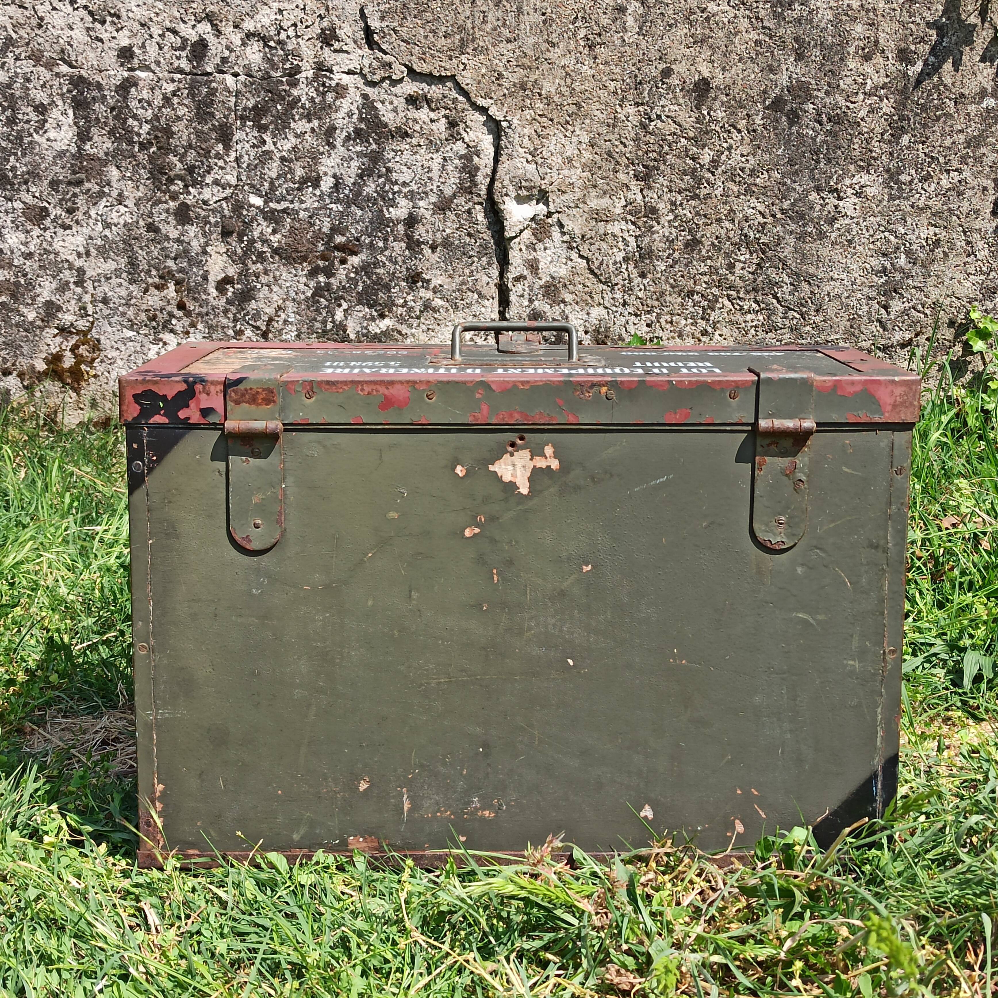 Trunk chest military bench 50s militaria