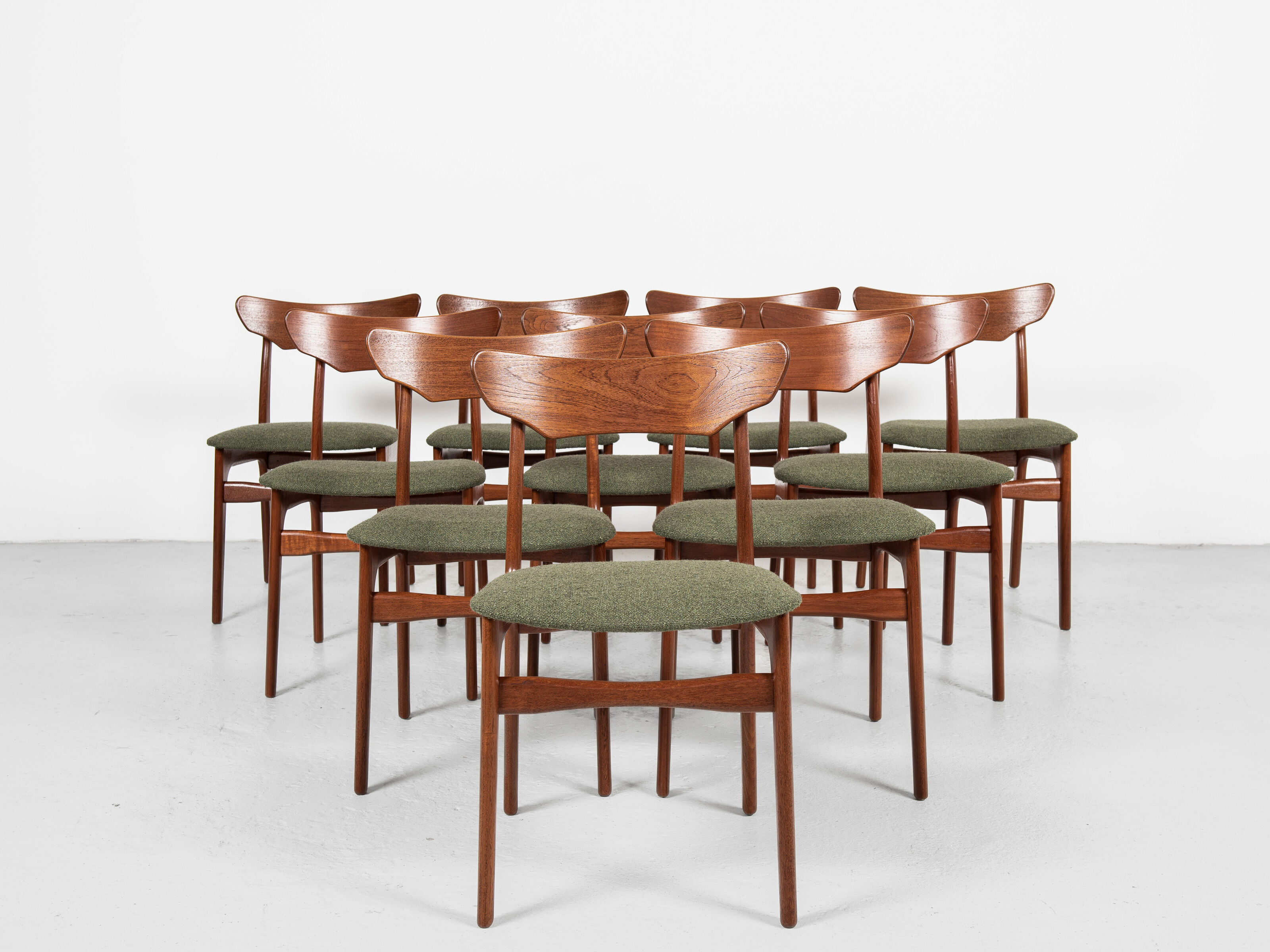 10 chairs in teak by Schiønning & Elgaard 1960s