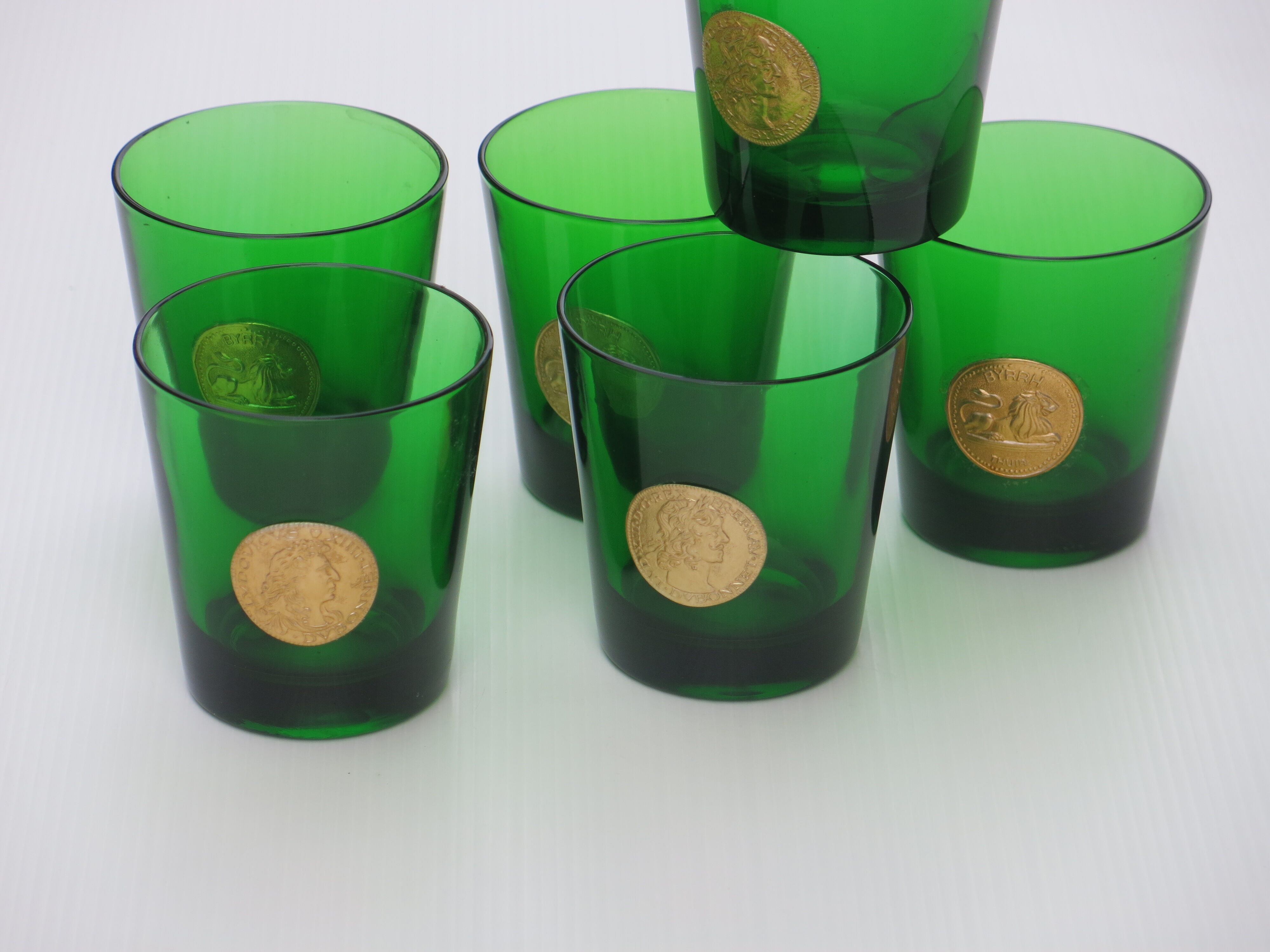 6 water glasses of green colors in very good