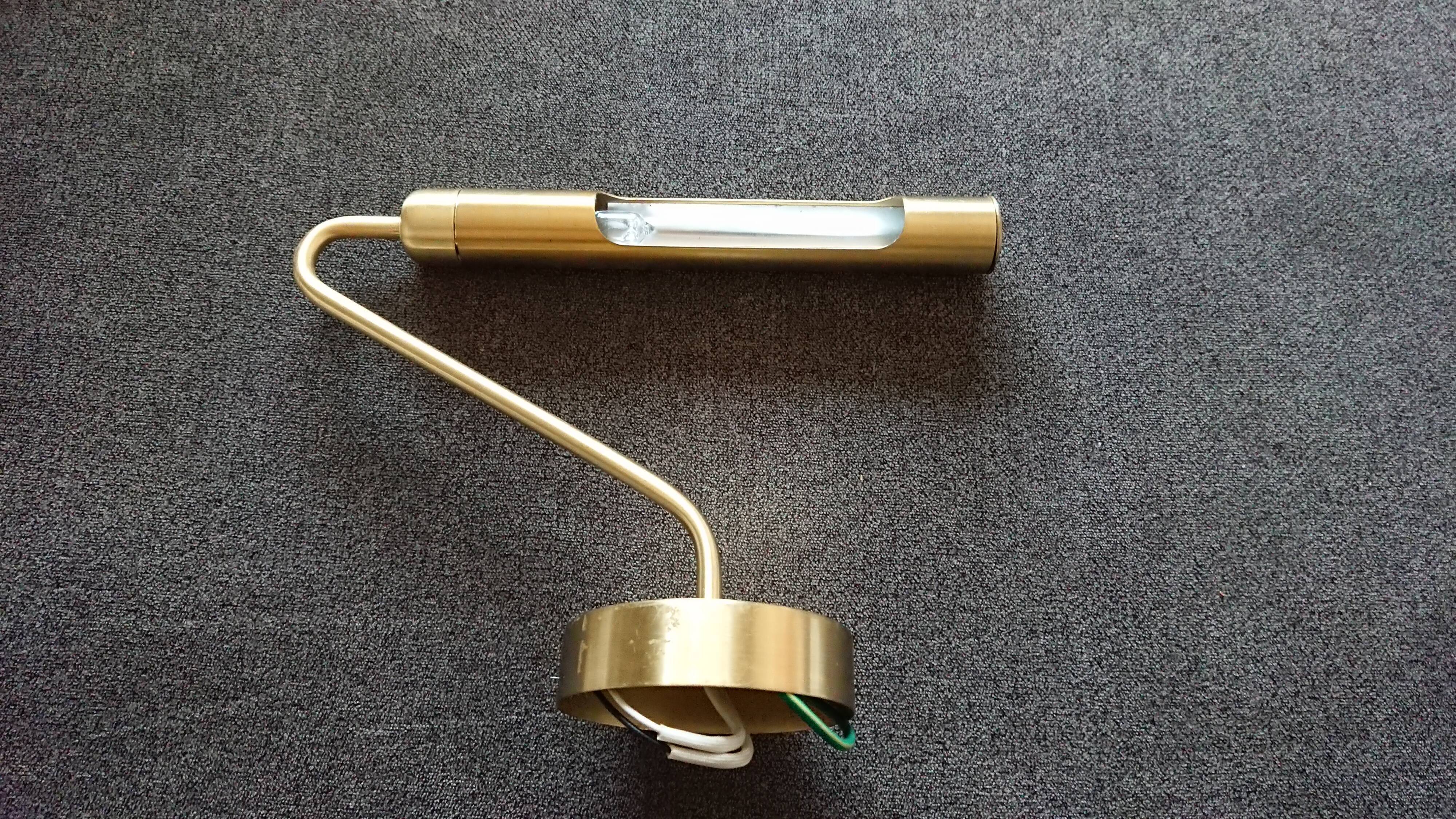 Copper wall lamp for artwork