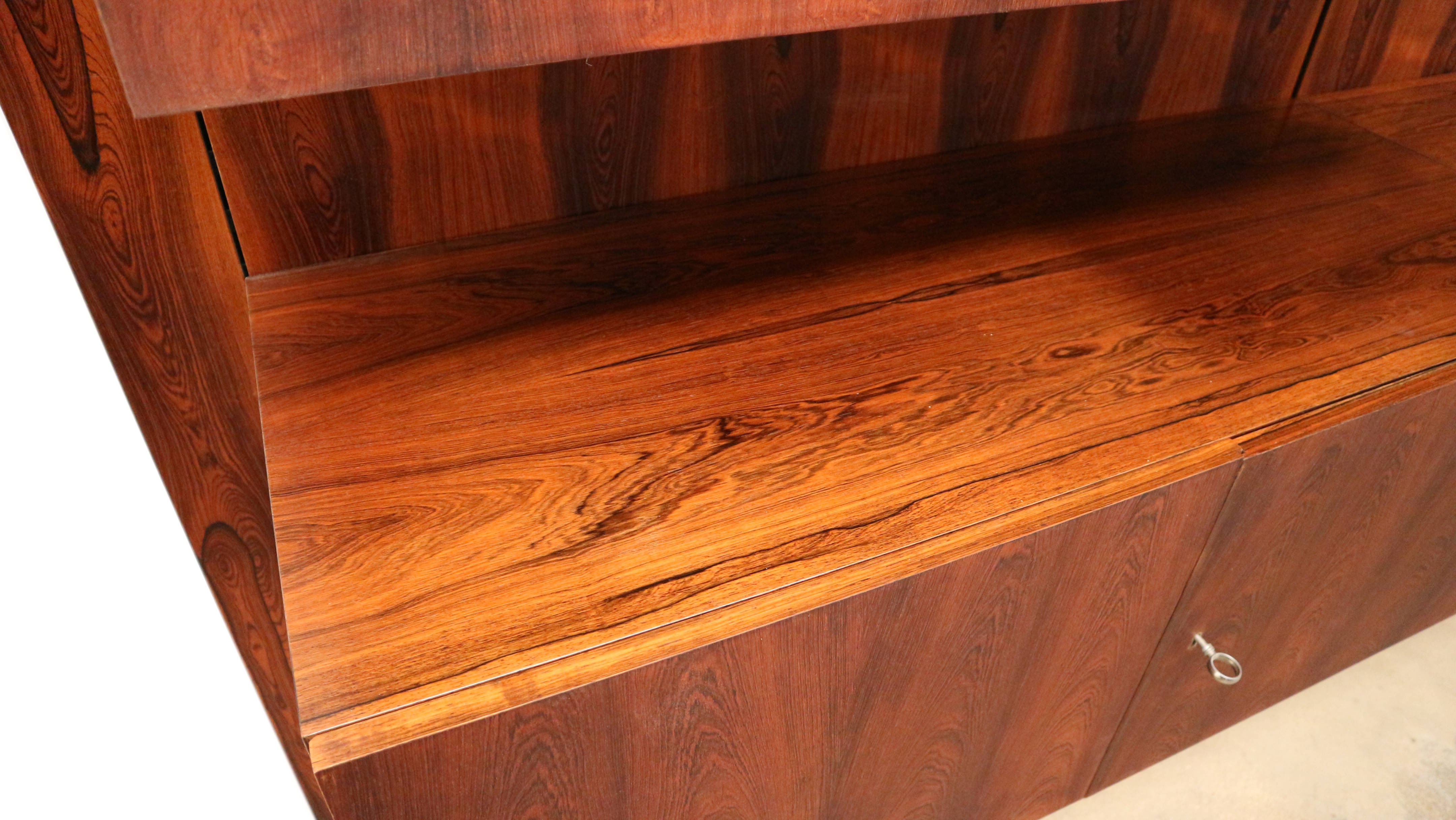 Vintage rosewood modular wall system from IDEE Möbel from the 1960s